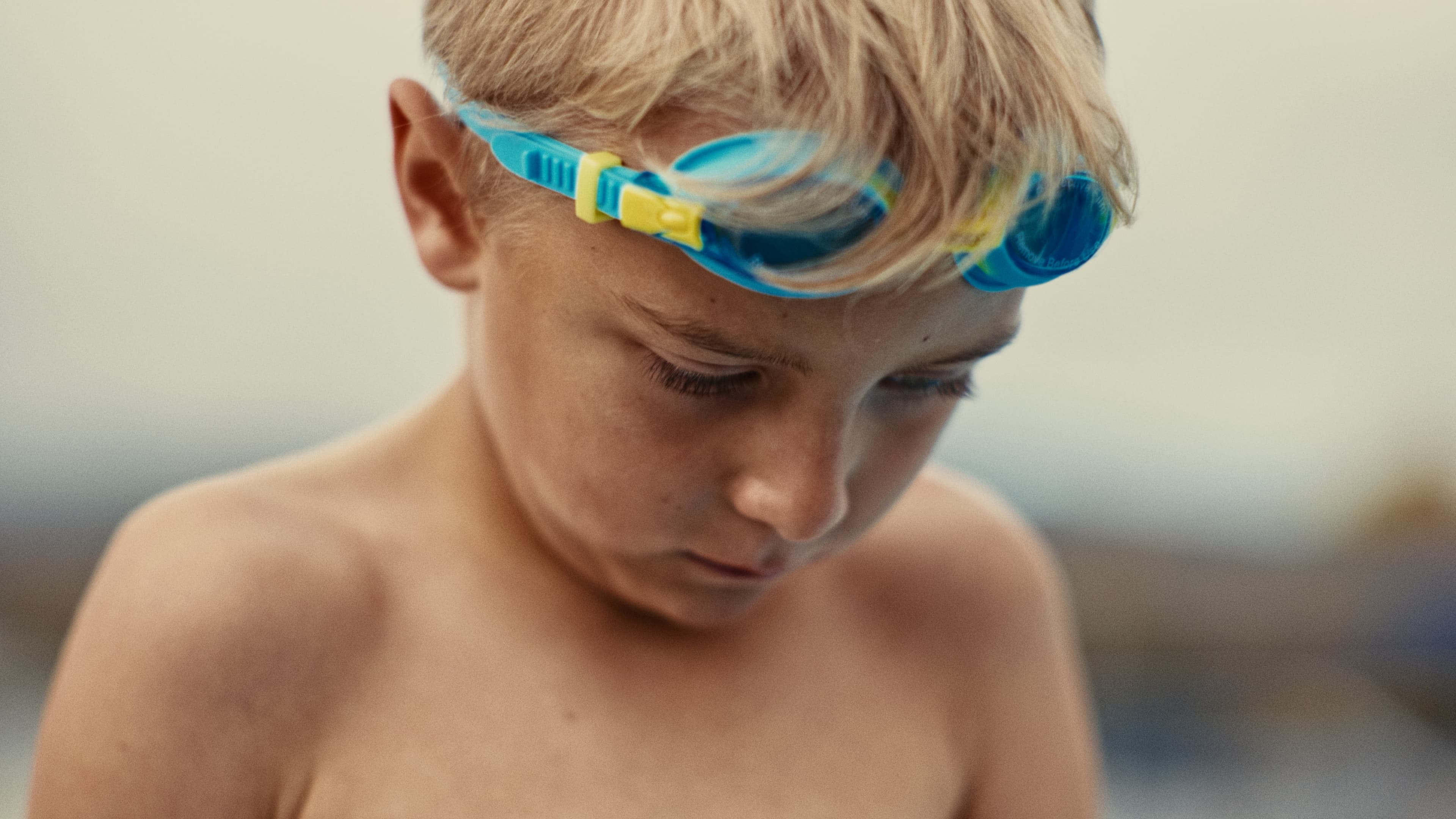 Commercial Color Grading — commercial color grading still 3 by Serhii Rosinskyi, DaVinci Resolve
