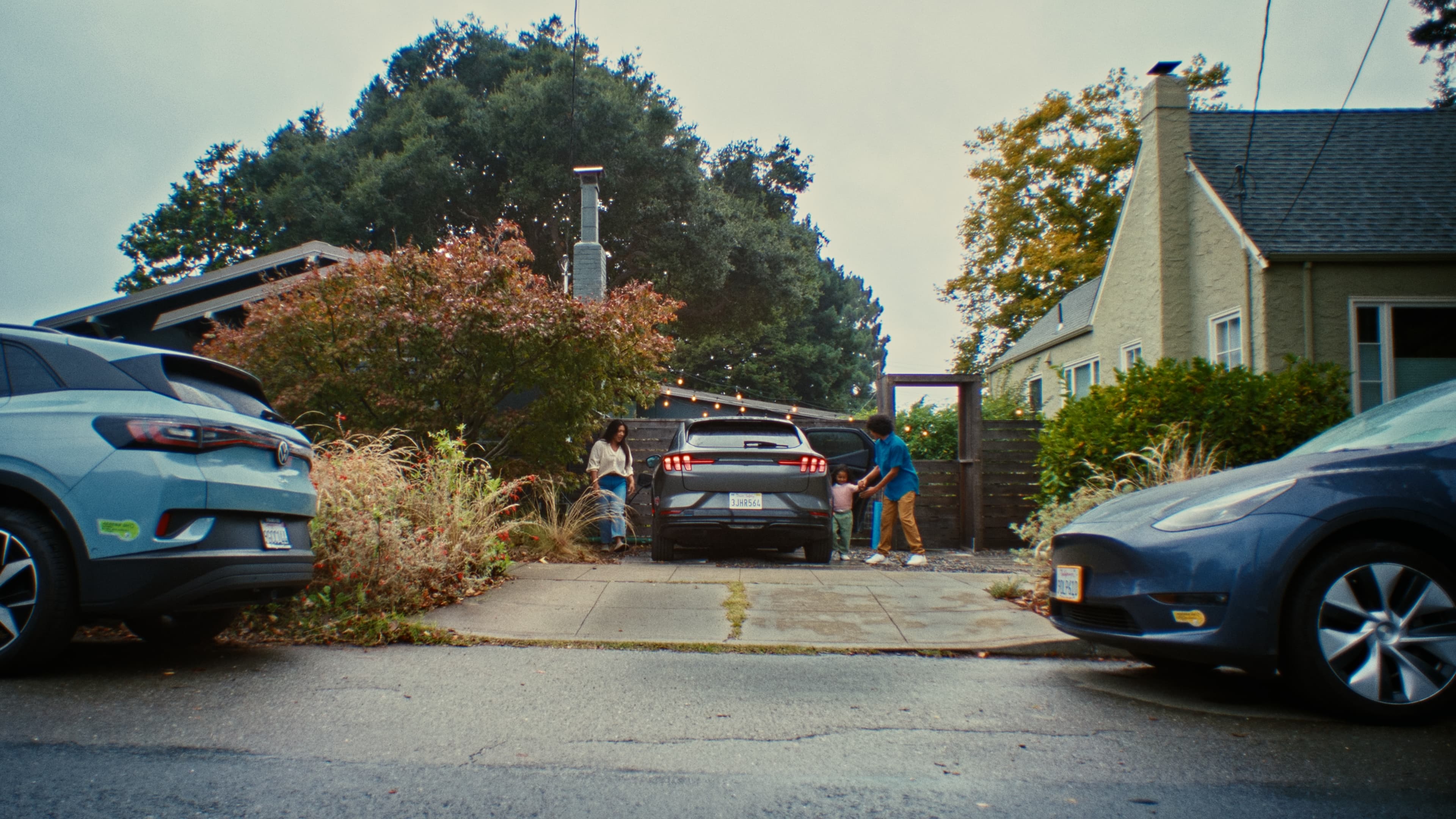 Commercial Color Grading — commercial color grading still 11 by Serhii Rosinskyi, DaVinci Resolve